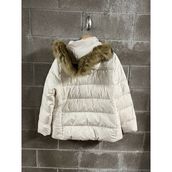 The North Face White Hooded Puffer Jacket with Faux Fur Trim Women's - NWT - XXL - Picture 8 of 10